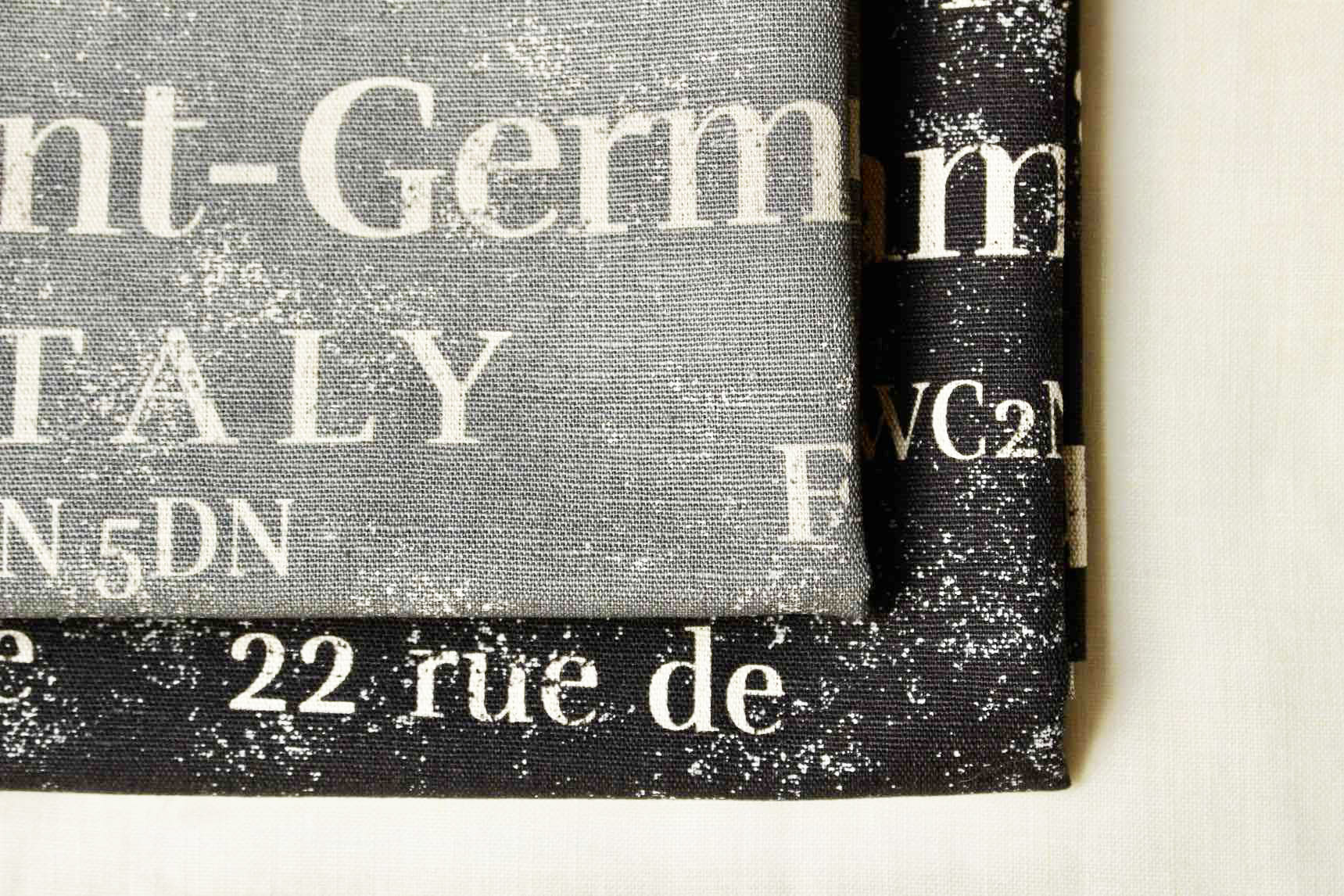 Jca綿麻ダブル巾英字柄ジェイムスパーク 2CセットB グレー<br />2c グレ-+ 黒