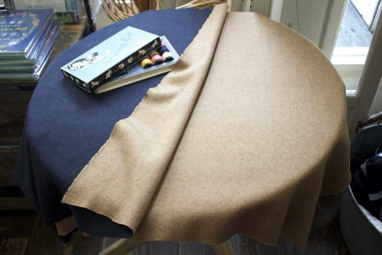 JWウールダブルフェイス ベック<br />ブラックネイビー