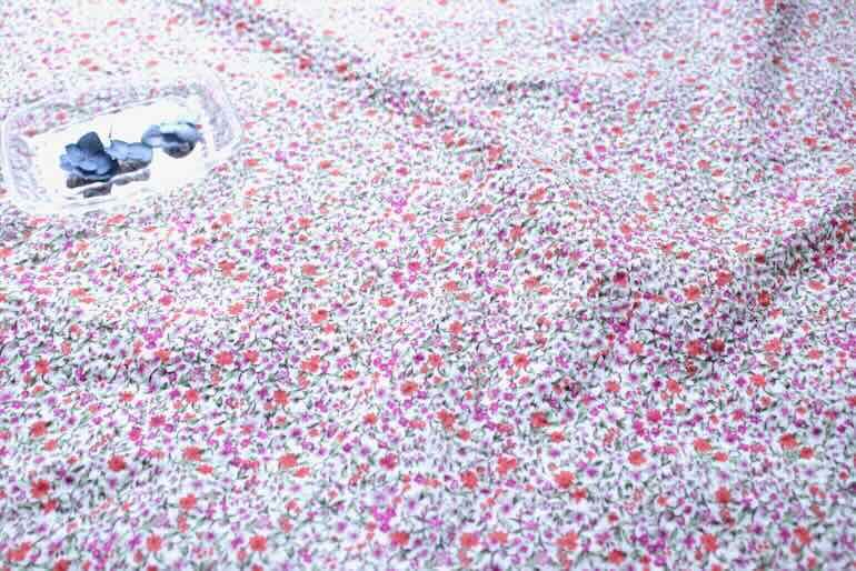 Jc80ローンリップル タイニーフラワー<br />赤