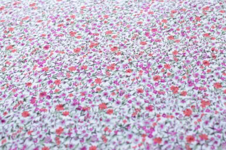 Jc80ローンリップル タイニーフラワー<br />赤