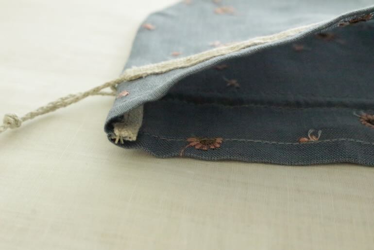 ポーチ巾着セット<br />舞う花　青+ピンク