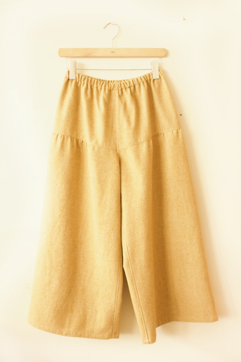 No.55ヨーク付きワイドパンツ