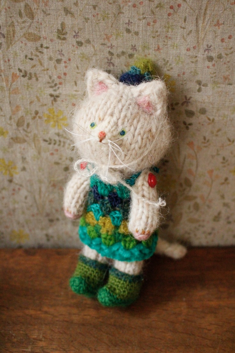 Keitoya pompomwool 展 2026<br />K-11ねこのあみぐるみ(ベ-ジュ)