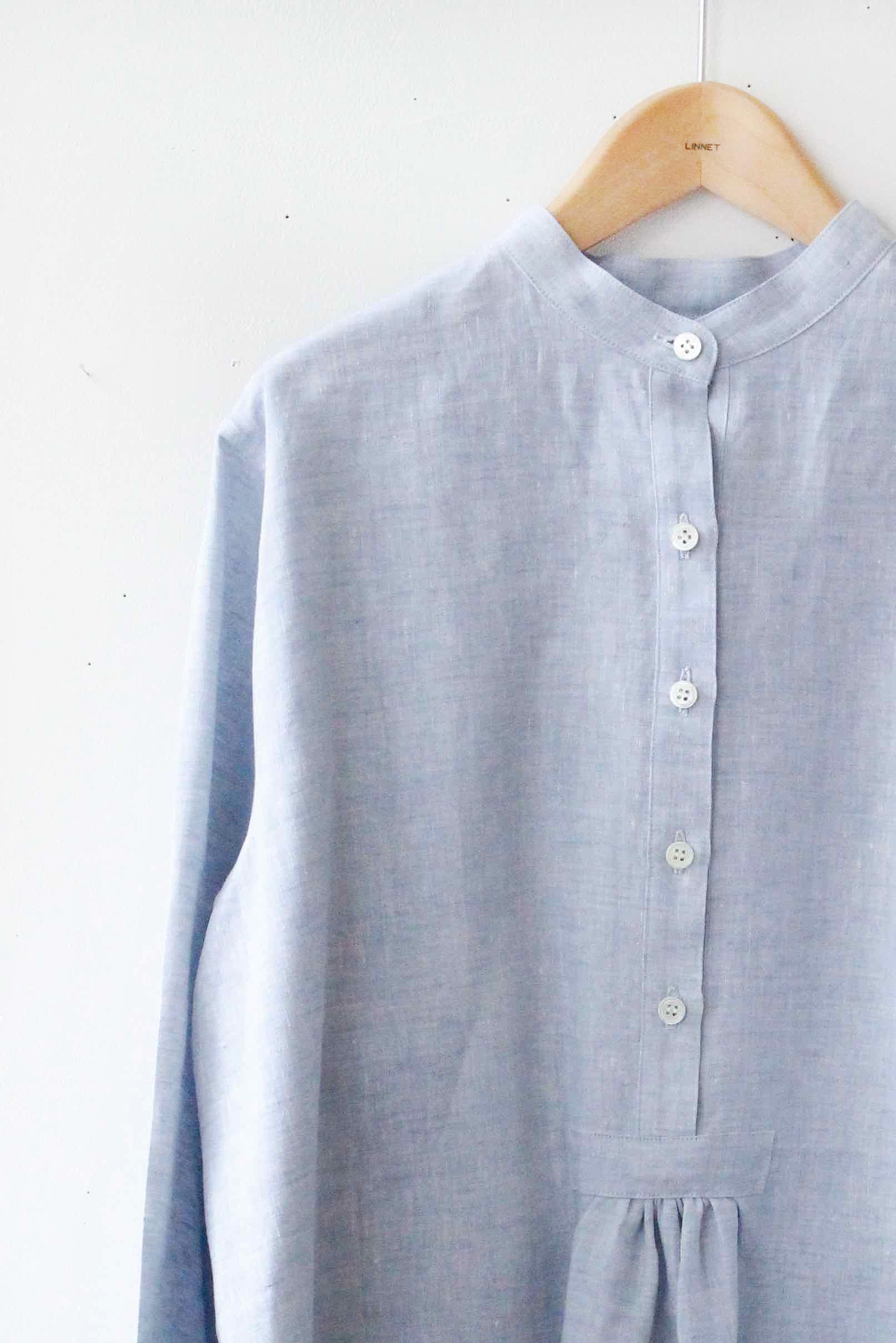 PD No.121　スタンドカラーのブラウス長袖<br />シャンブレイアクア