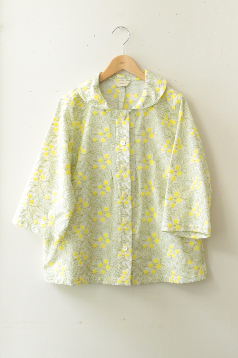 PDNo.126大きめヘチマ衿ブラウス　<br />jcコットン刺繍花柄丸い花黄色