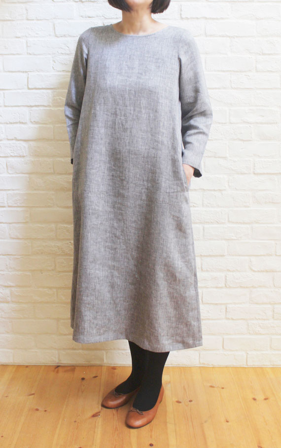 PDNo.131シンプルなAラインドレス<br />着用イメージ