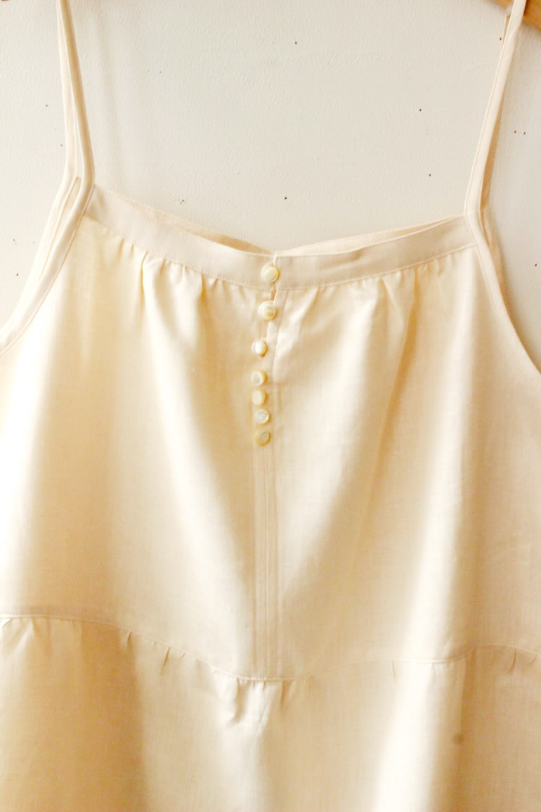 PDNo.146裾レースのブラウス<br />Fabシャンパン