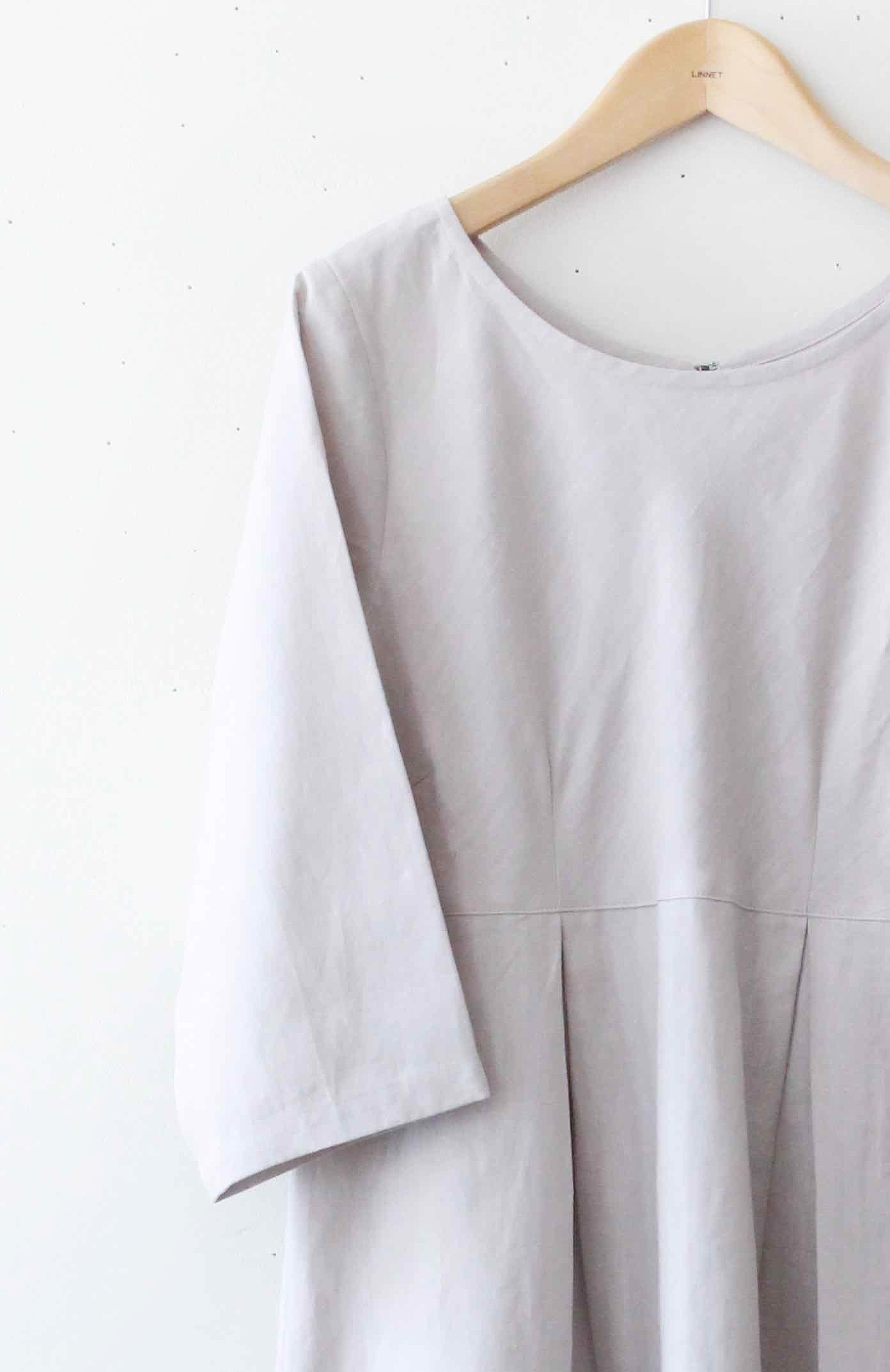 PD_No.34ボックスプリーツワンピース<br />クラシックV2.2シルバ-グレ-