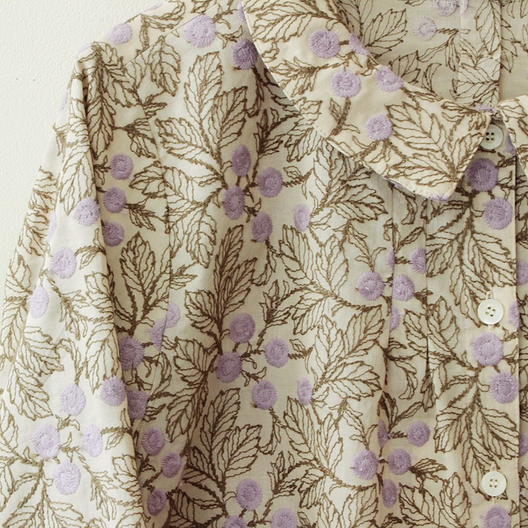 NO.94小さなタックブラウスレース七分袖<br />Jc刺繍丸い花Be×紫