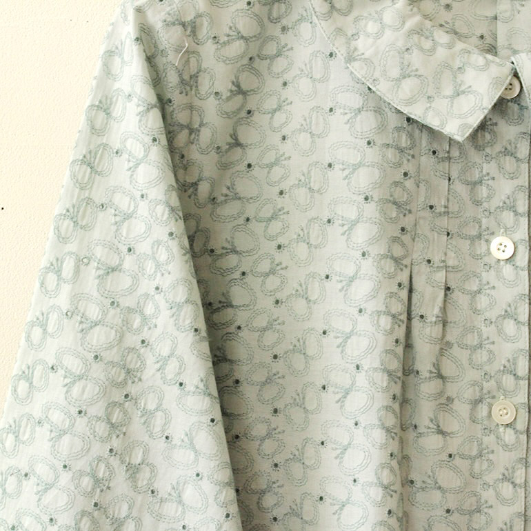 NO.94小さなタックブラウスレース七分袖<br />jc刺繍蝶々セ-ジ