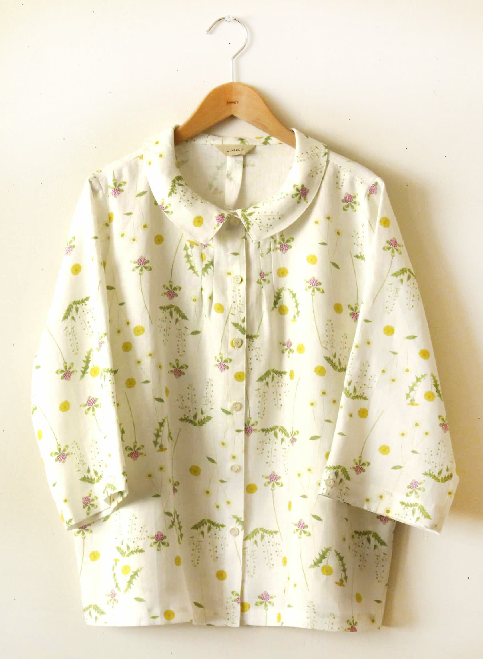 PDNo.94　小さなタックブラウス ７分袖　L　<br />LP草むらの草花はOW