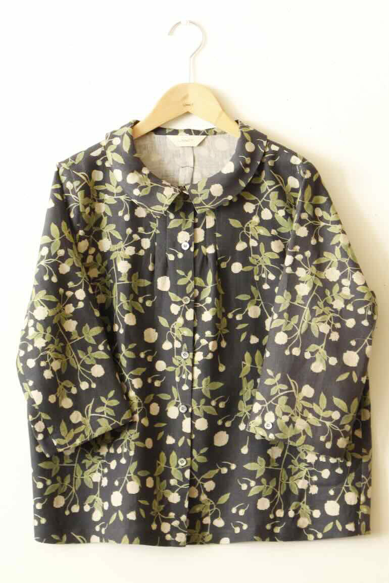 PDNo.94　小さなタックブラウス ７分袖　　<br />LPモッコウバラブラック