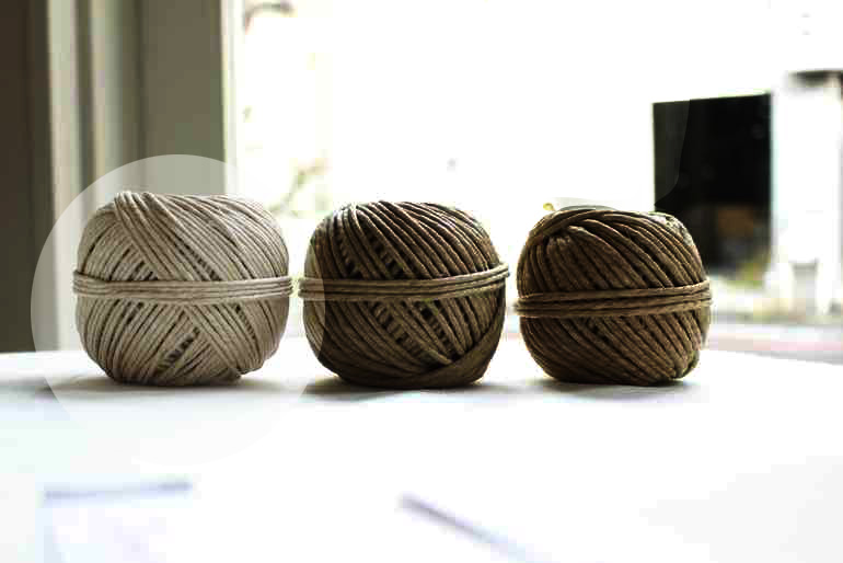 EG-012ワックス加工リネン糸 生成2mm<br />FLAX