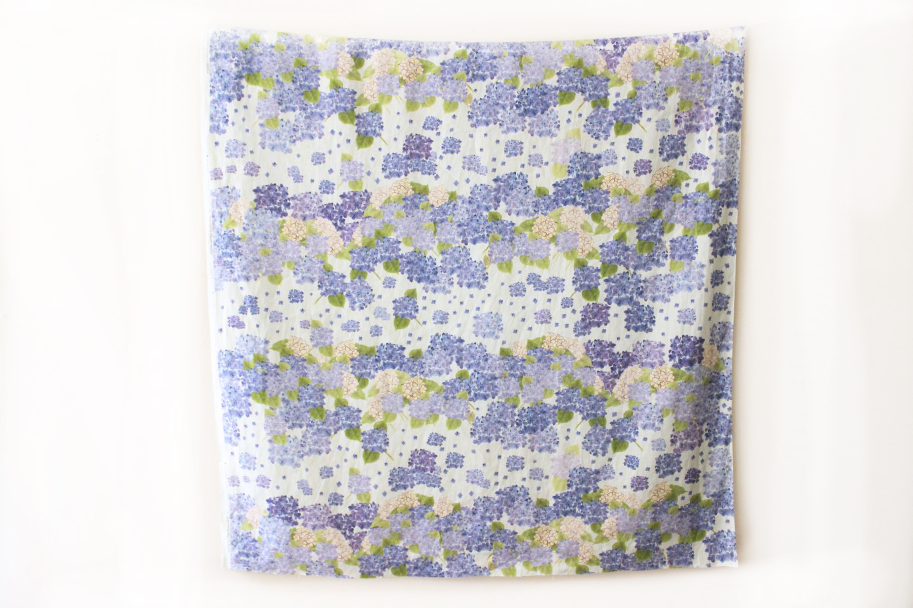 LINNET リネンプリント 紫陽花<br />セ-ジ