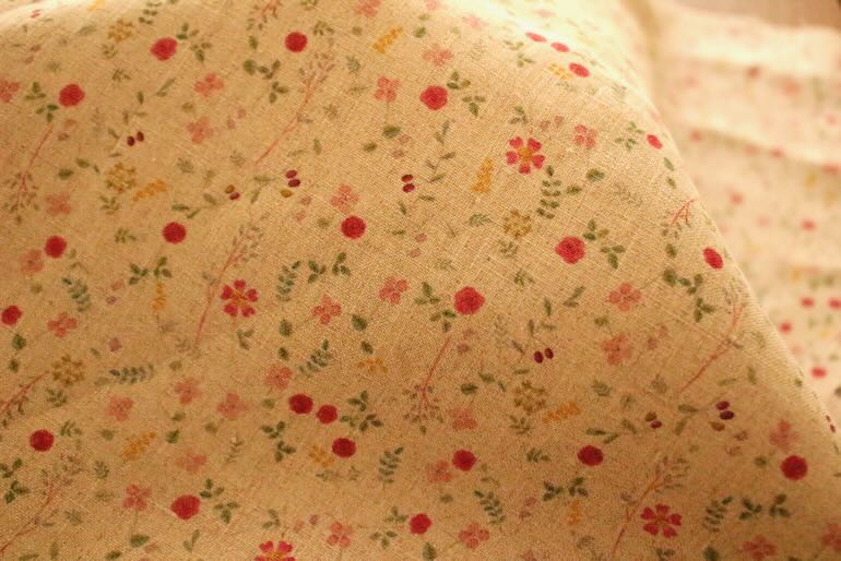 LINNET リネンプリント　コテージガーデン<br />Flax