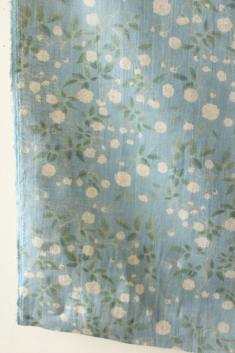 LINNET　リネンプリント　モッコウバラ<br />FLAX あお