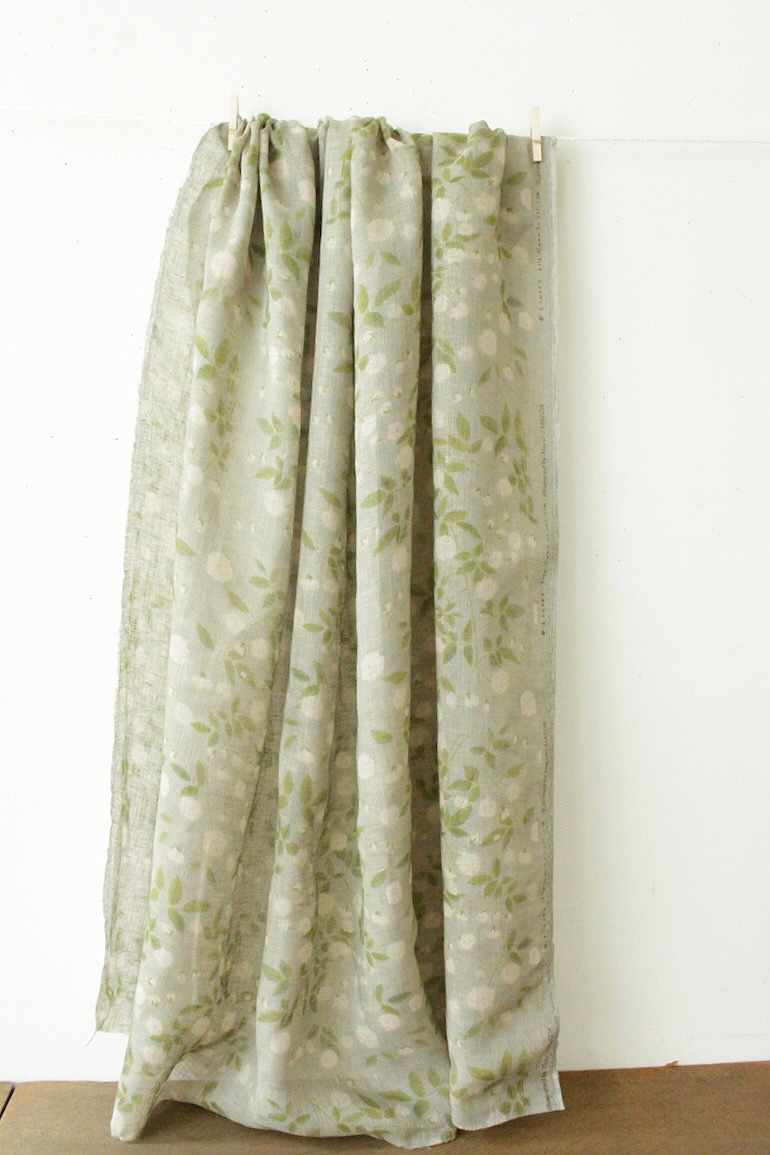 LINNET リネンガーゼプリント　<br />モッコウバラ　グラスグリ-ン