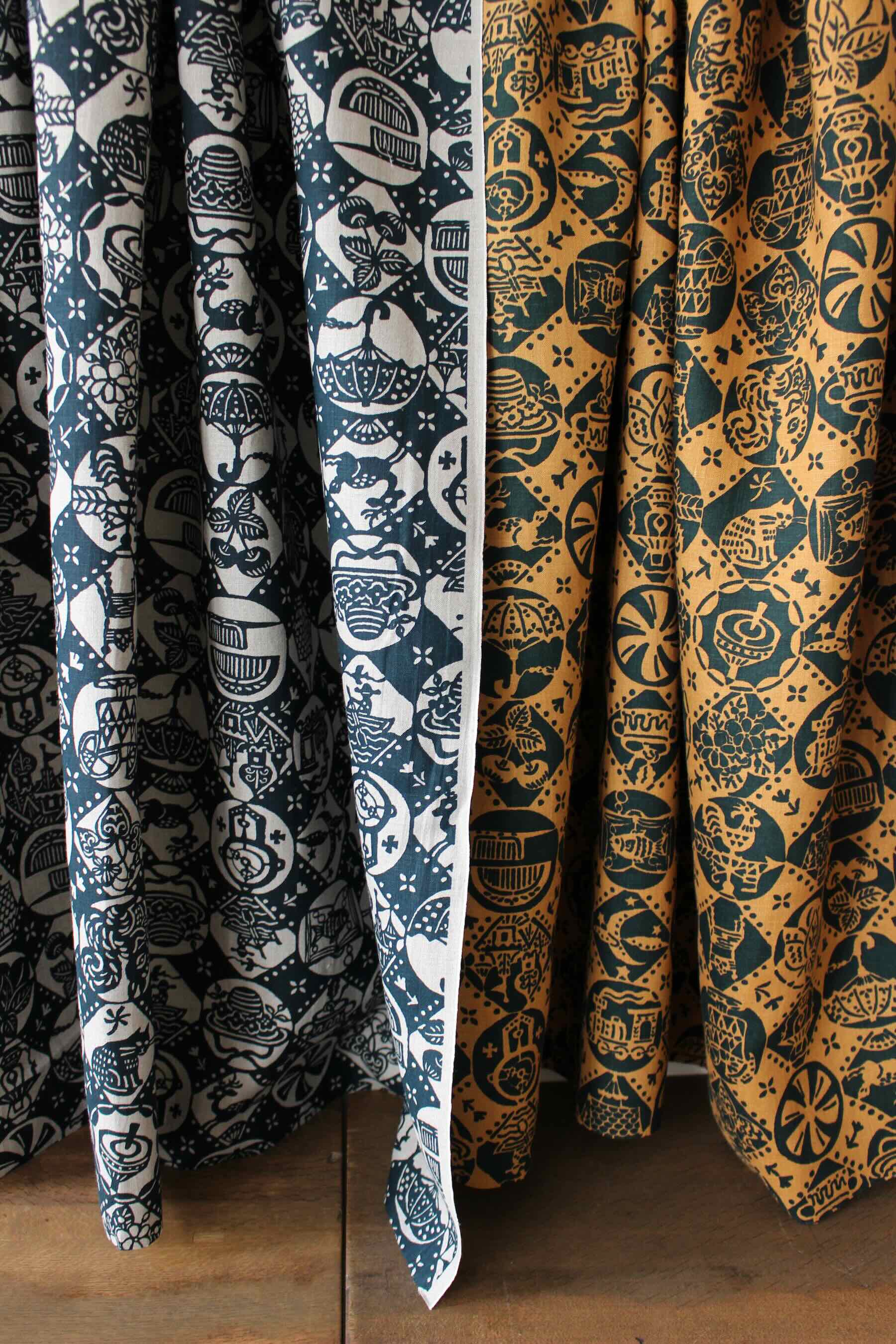 LINNET リネンプリントしりとり糸巻き<br />柿茶×紺鼠