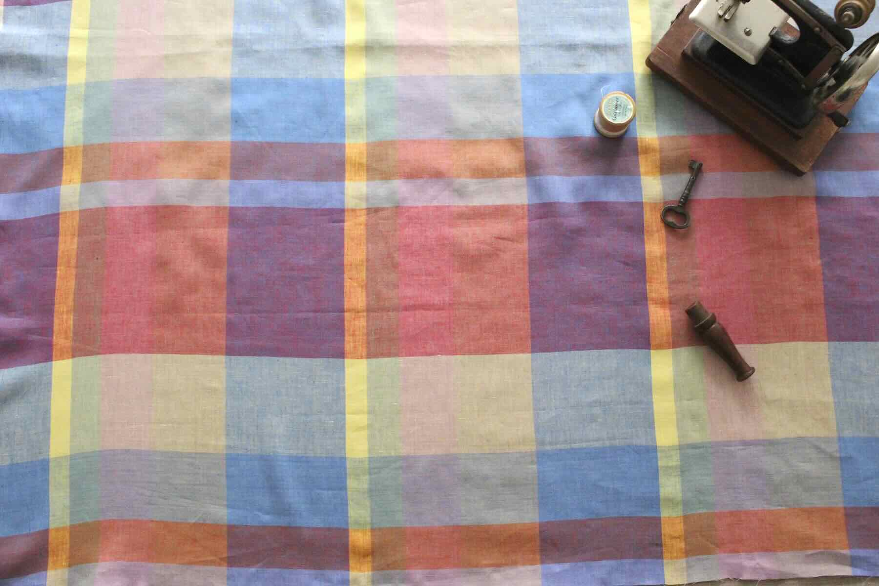 細番手リネンラージチェック　色多彩<br />ブル-